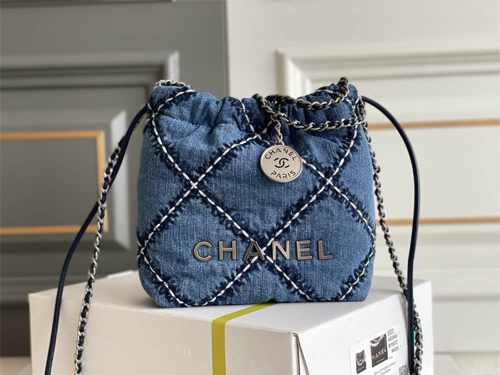 Chanel 22 min 20x19x6cm 2025 new 